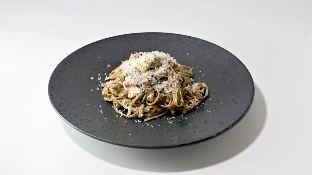 鴨肉ときのこのクリーム・ティーパスタ